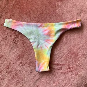 Skatie woodstock size L Alana bottoms